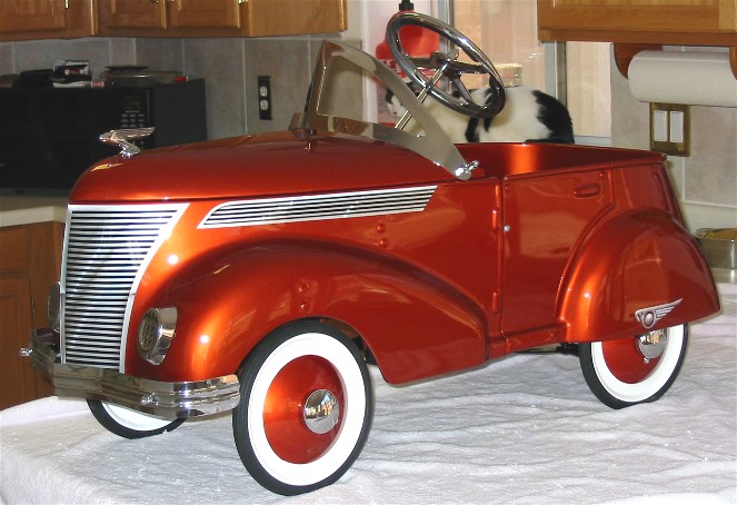 Gendron store pedal car